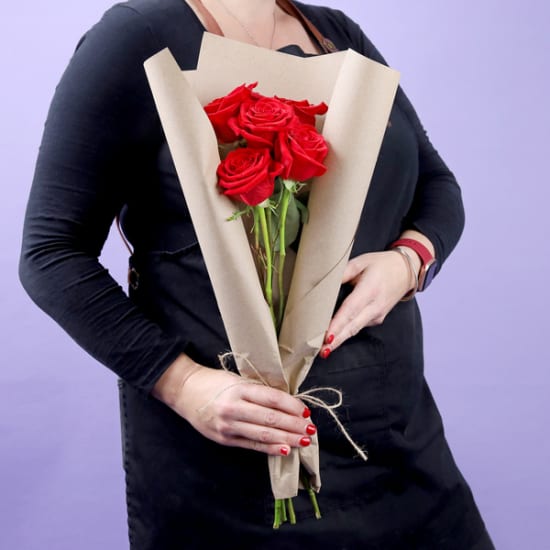 Market Bunch   Red Roses - Standard