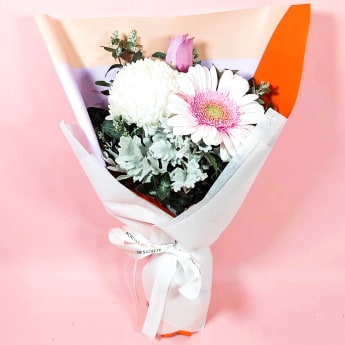 Daily Bouquet Silver Garden Glow 🌸✨