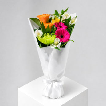 Daily Bouquet - citrus cheer with pink punch