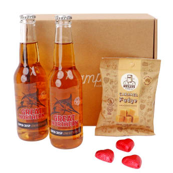 Crisp Sips And Fudge Gift Hamper