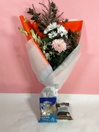 Daily Bouquet - Orchid glow and blush pop