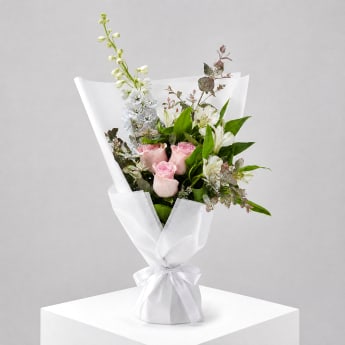 Daily Bouquet - Soft pink with purple lift