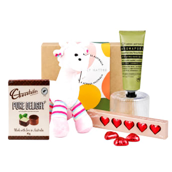 🦒🍫 Little Giraffe Cuddles & Chocolates 🍫🦒