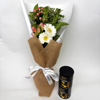 Daily Bouquet — Graceful Blooms, Spoiled with Truffle Chips