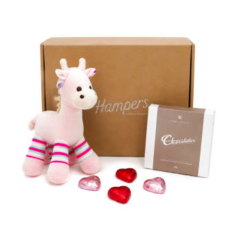🌸🦒 Sweet Safari Snuggles Hamper 🦒🌸
