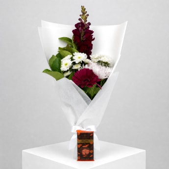 Daily Bouquet - Hot pink wink, red bloom glow