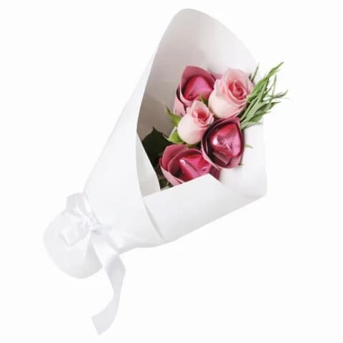 Little Sweetheart Posy