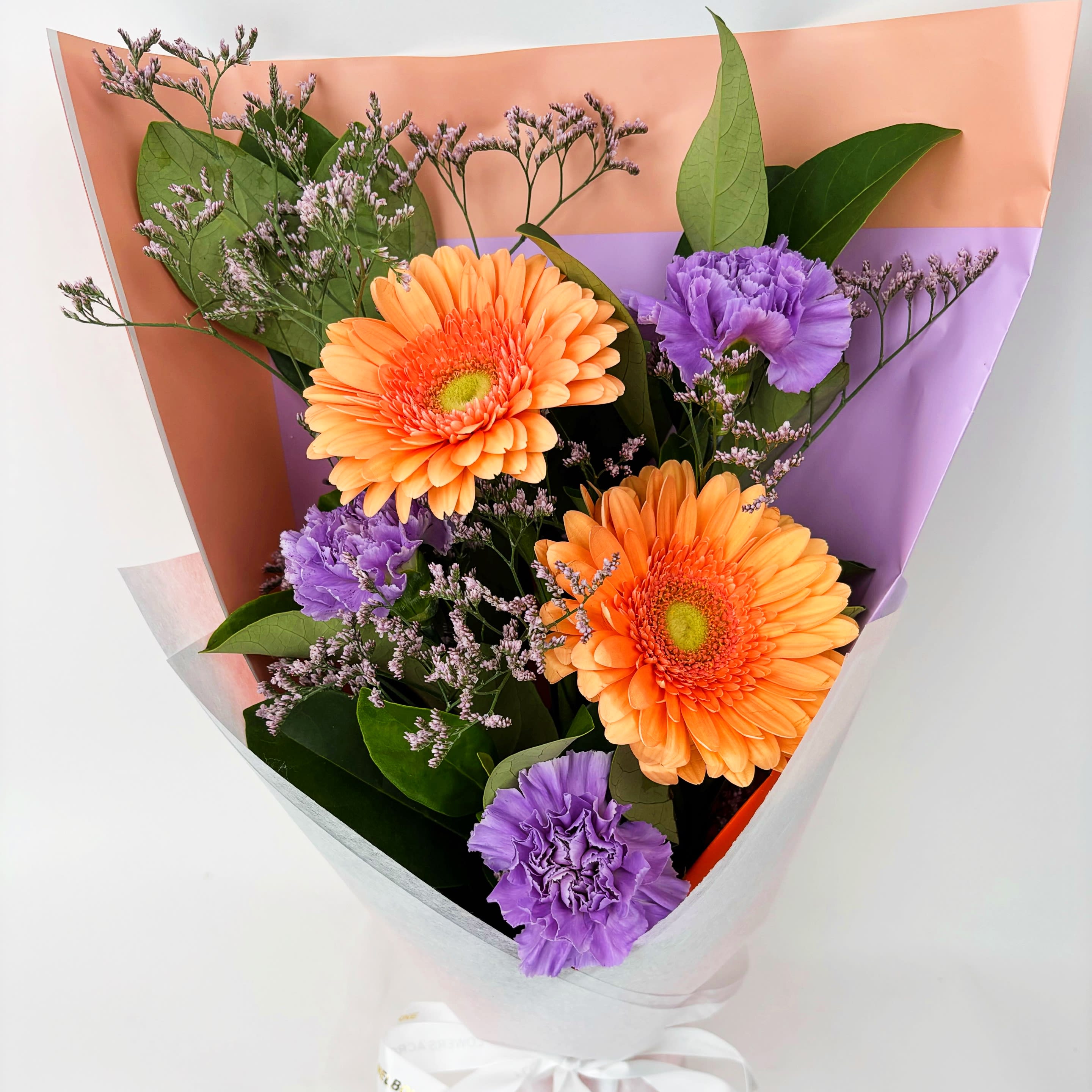 Daily Bouquet Charming Blooms, Radiant Moments