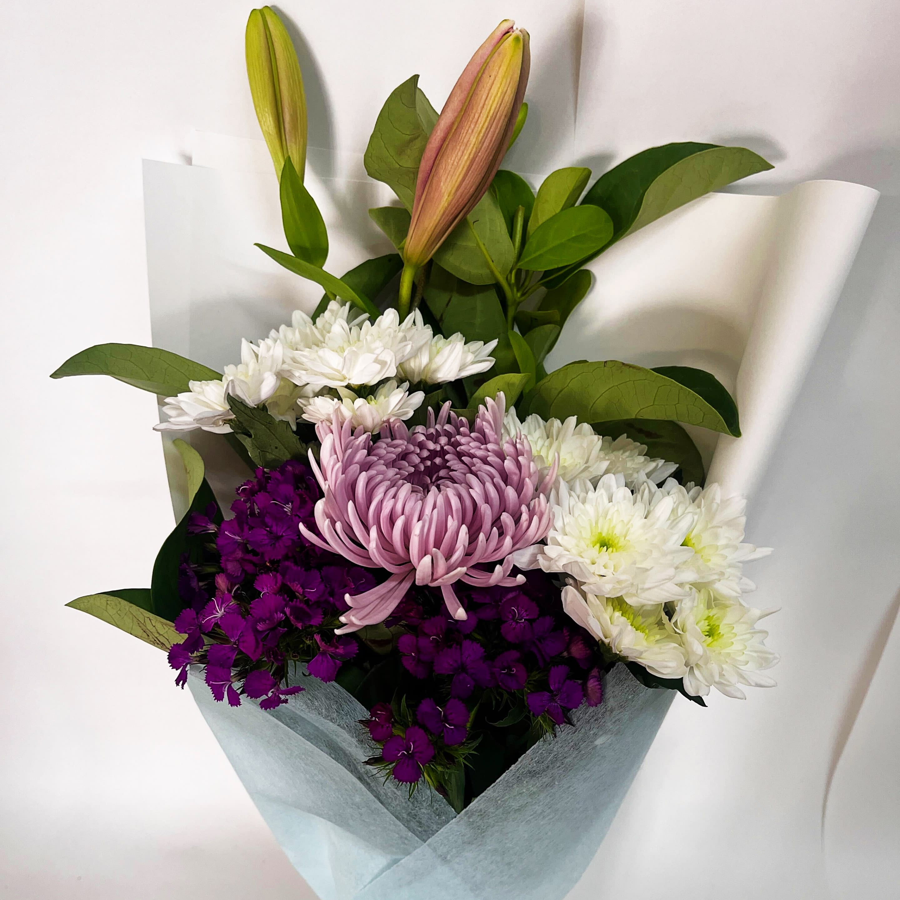 Daily Bouquet Refined Harmony in Bloom