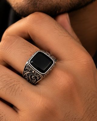 Midnight Heritage Onyx Ring 🖤 4
