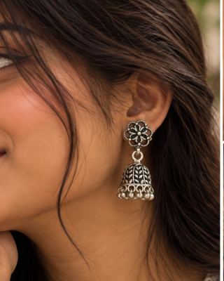 Floral Leaf Jhumki 🌿 2