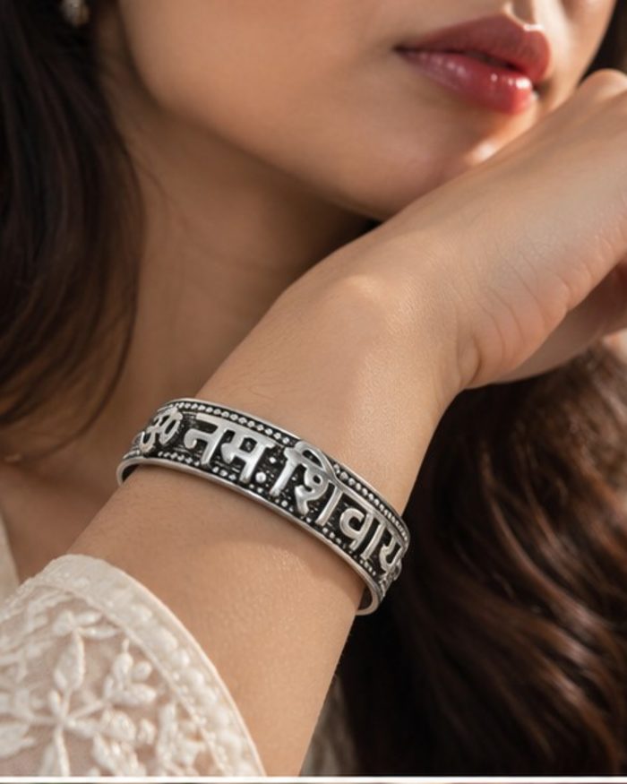 Divine Mantra Silver Kada – 925 silver Kadas