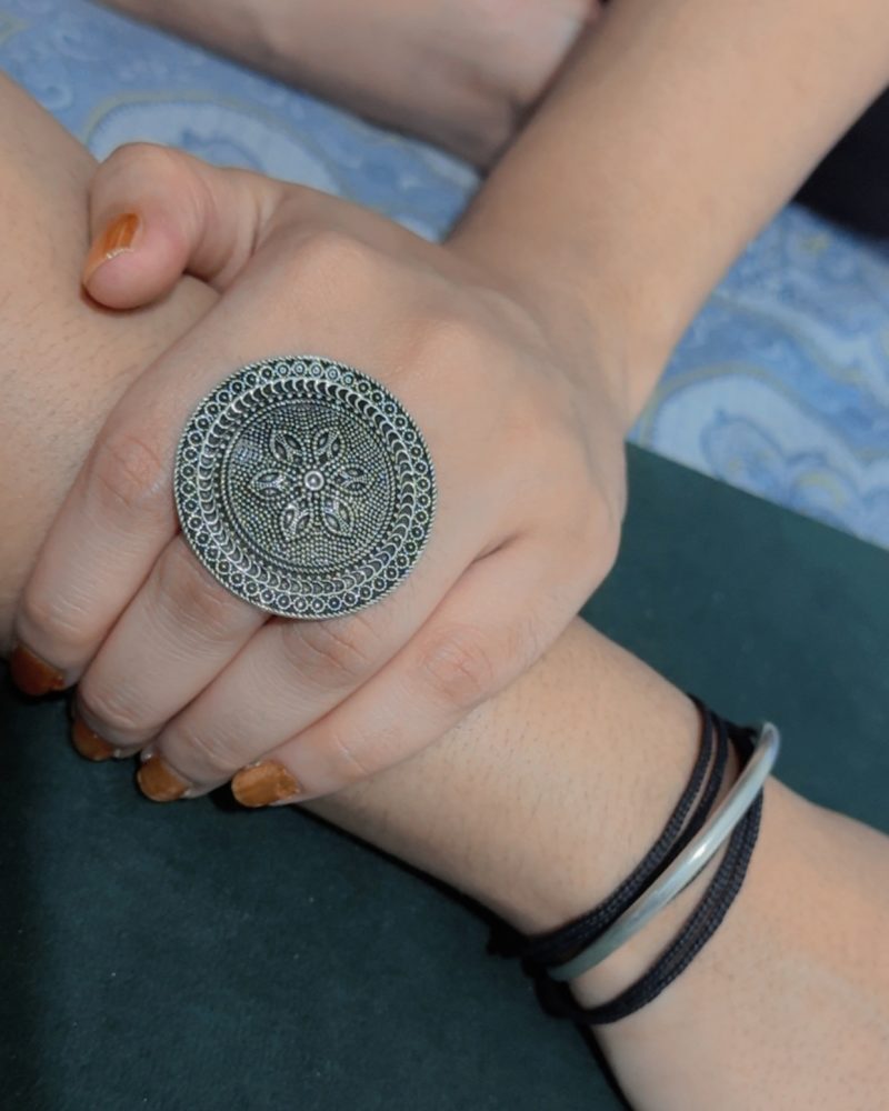 Oxidized heritage ring