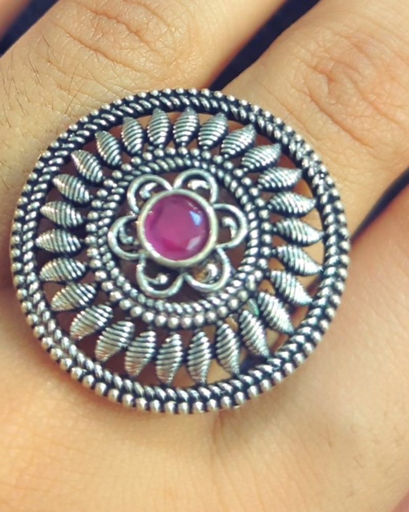 Flower princess ring