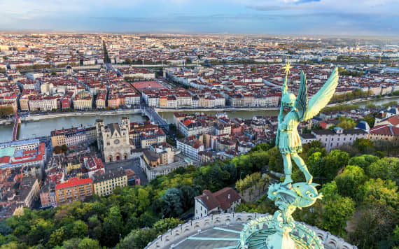 Lyon