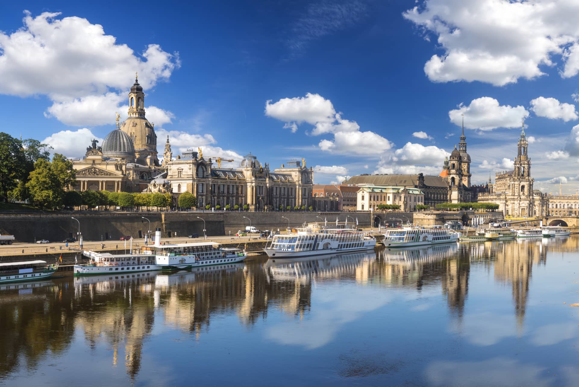 Die günstigsten Flüge von Graz nach Dresden