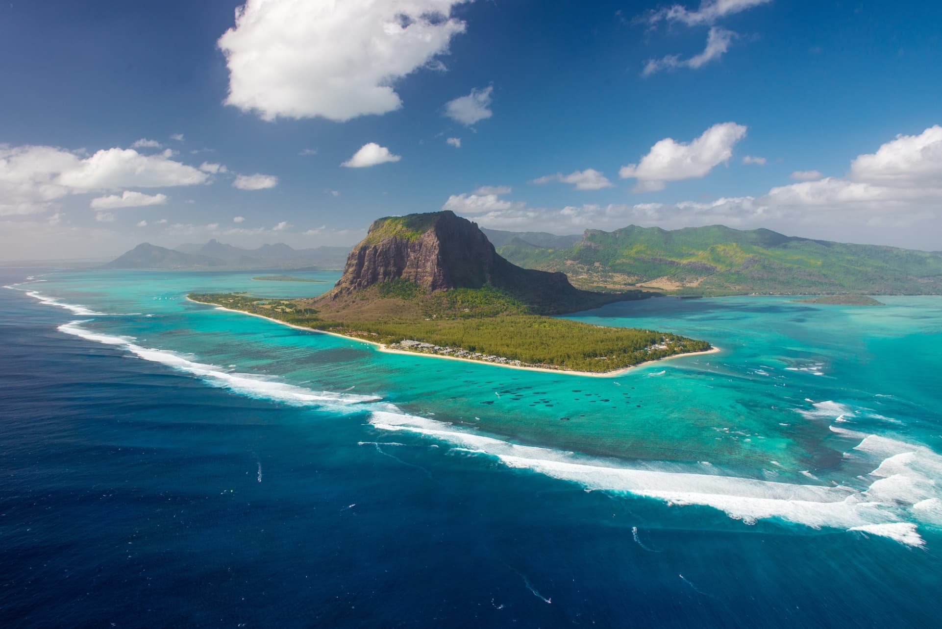 Die günstigsten Flüge von Köln nach Port Louis