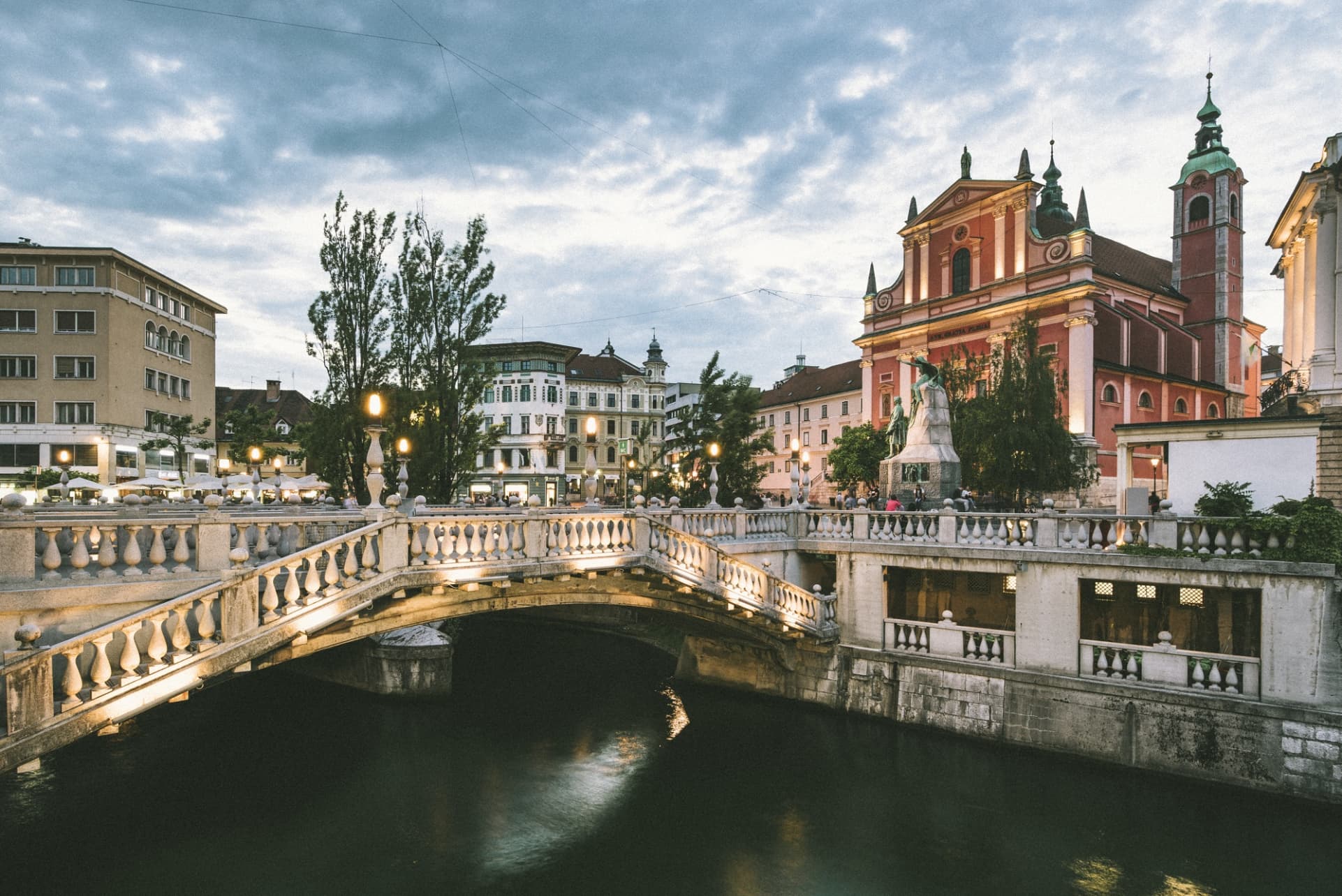 Die günstigsten Flüge von Frankfurt nach Ljubljana