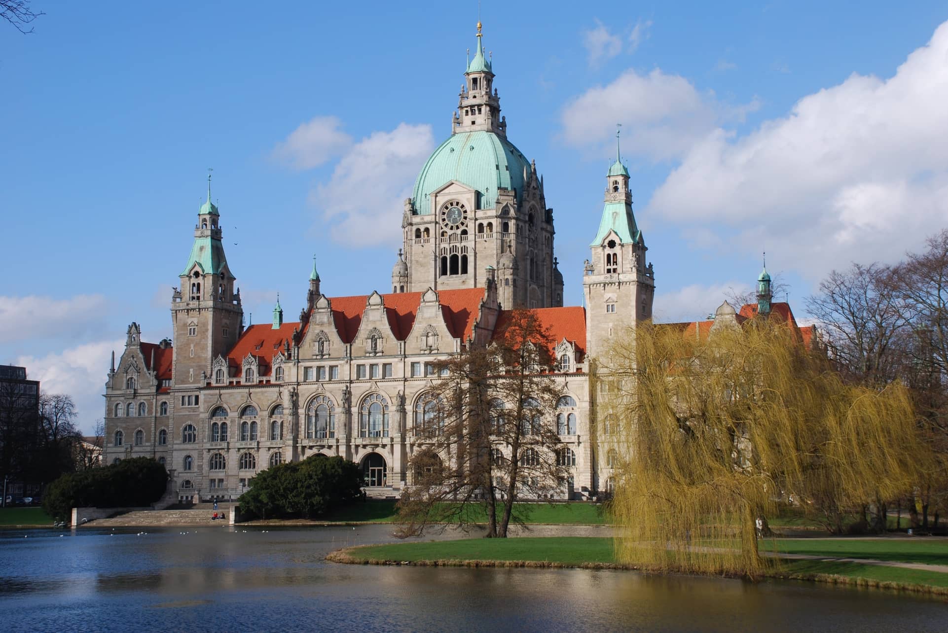 Die günstigsten Flüge von Paderborn nach Hannover