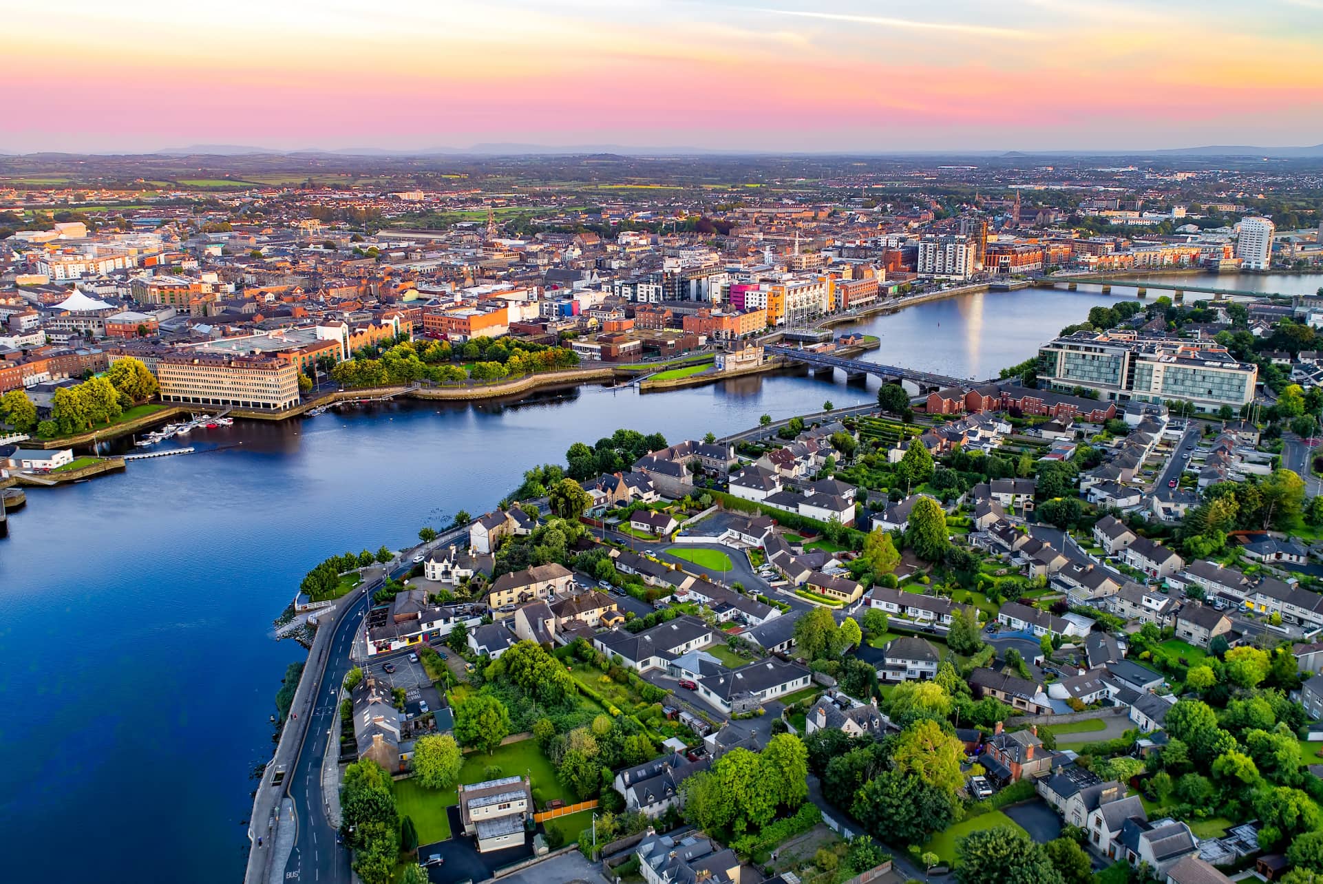Die günstigsten Flüge von Frankfurt nach Limerick