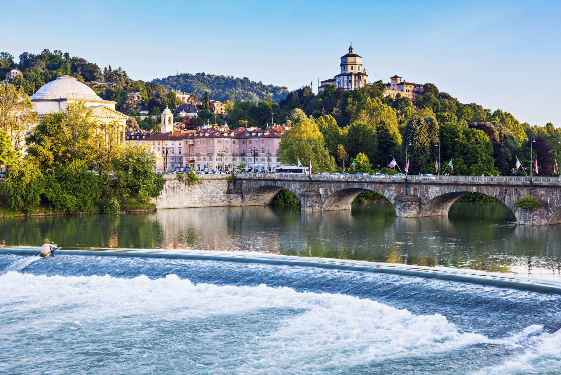 Die günstigsten Flüge von Graz nach Turin