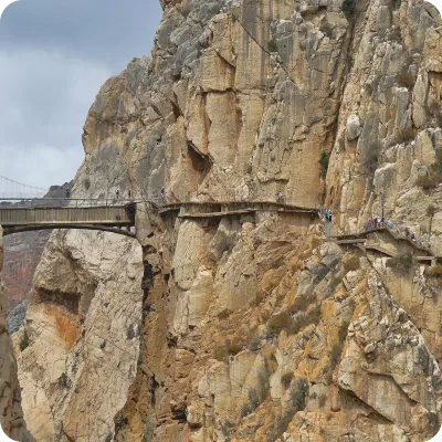 Günstigste Flüge ab Hannover nach Málaga, Olbia, Stockholm, Nizza, Korfu, Teneriffa