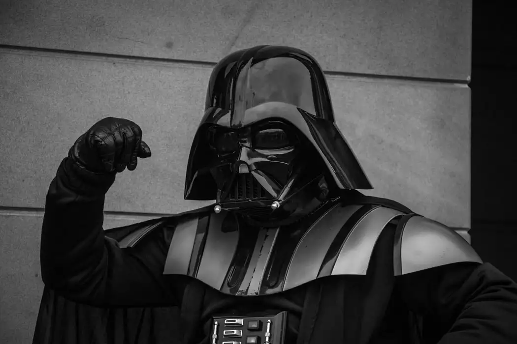 Blog Don't Give Yourself to the Darkside