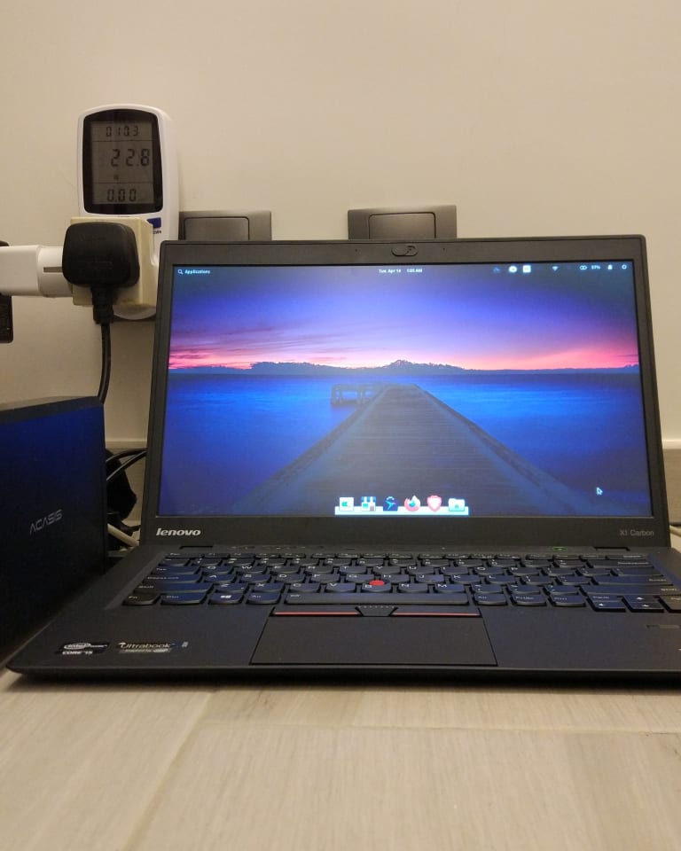 ThinkPad with Elementary OS 5.1 Hera and a USB HDD