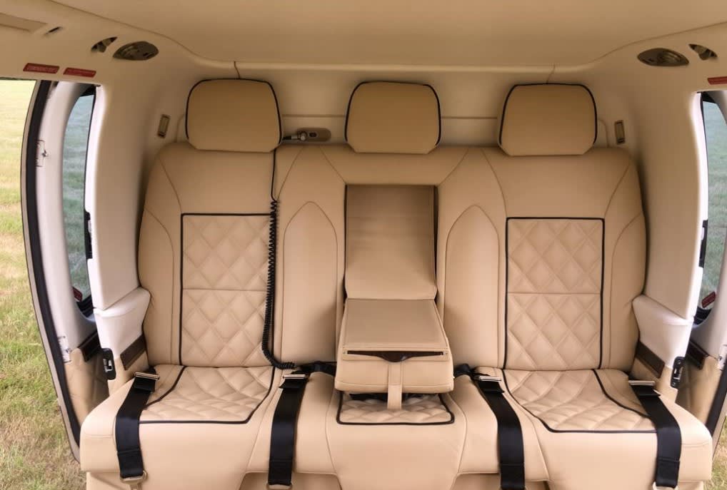 Leonardo AW109 gallery image 1