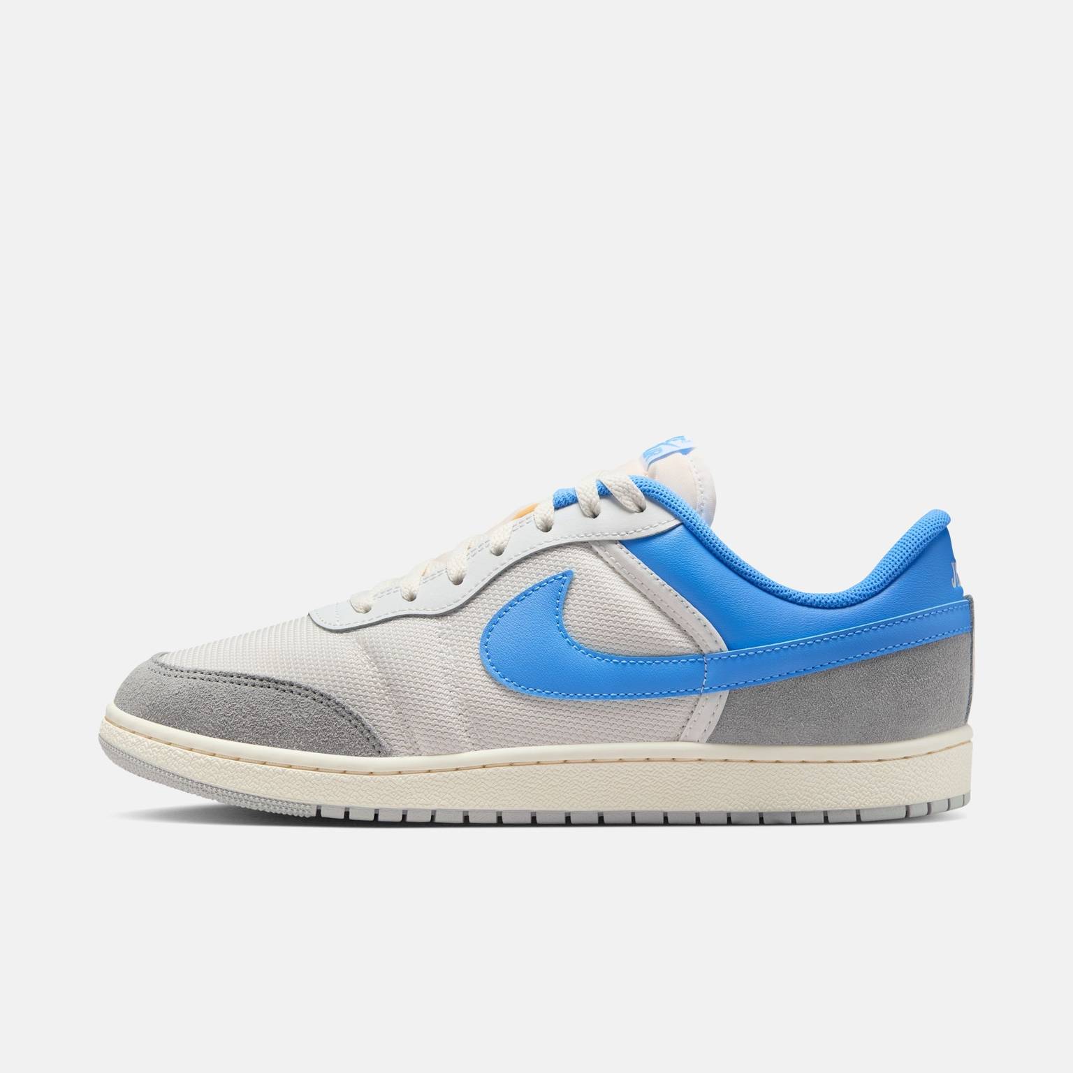 Air Jordan Skyline Low