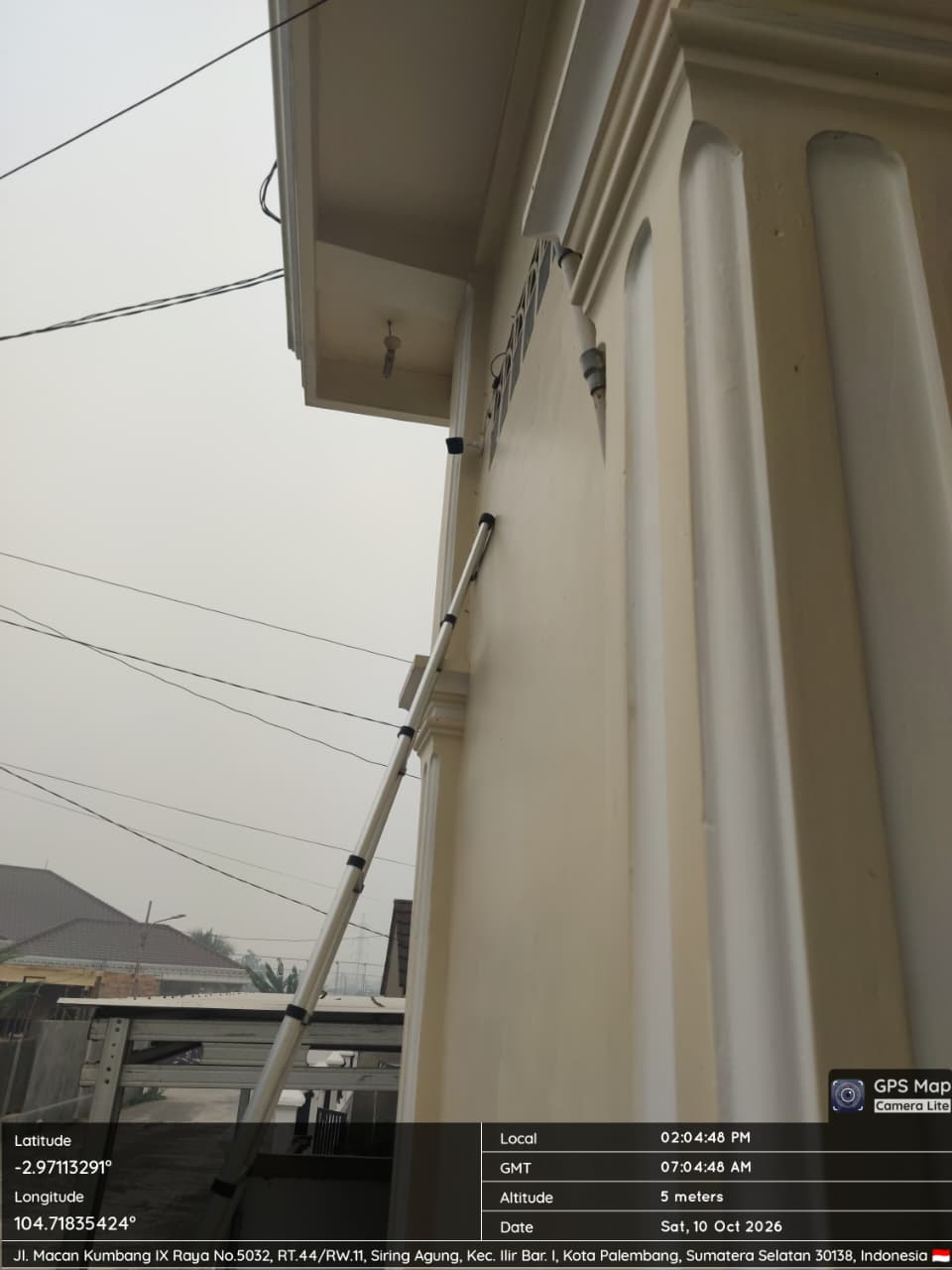 Tampilan kamera CCTV pada monitor setelah pekerjaan di Masjid Baitul Jannah