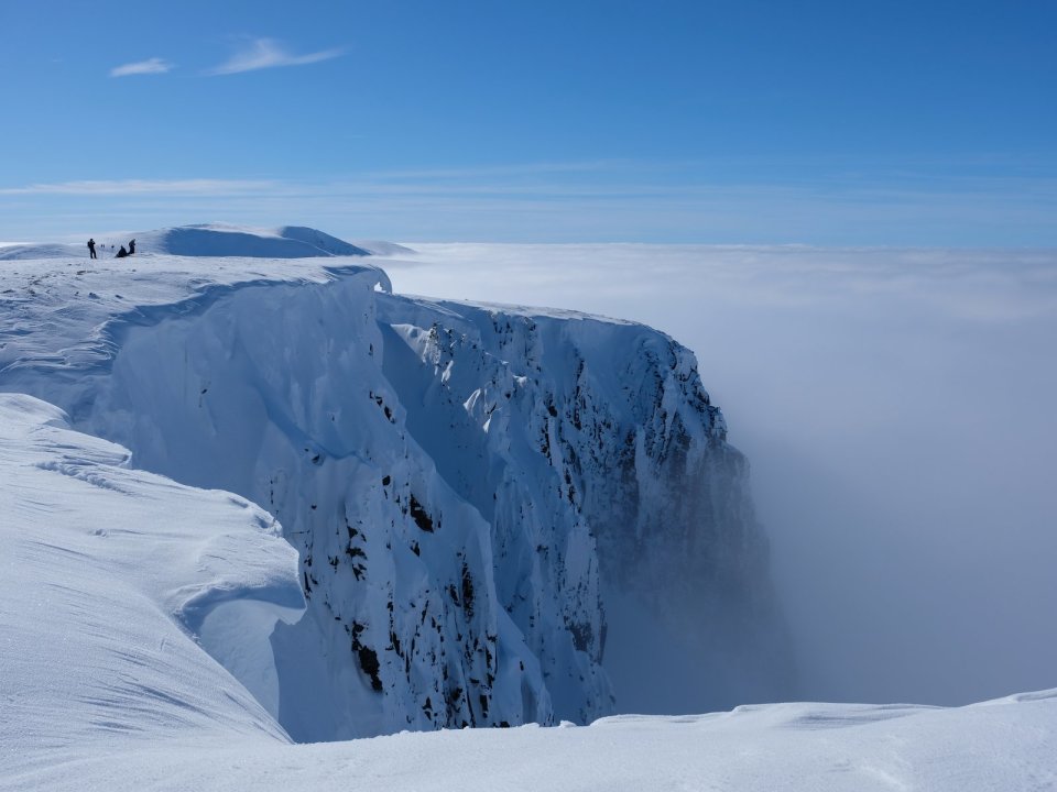 Winter skills in Scotland - The Cairngorm cliffs in winter