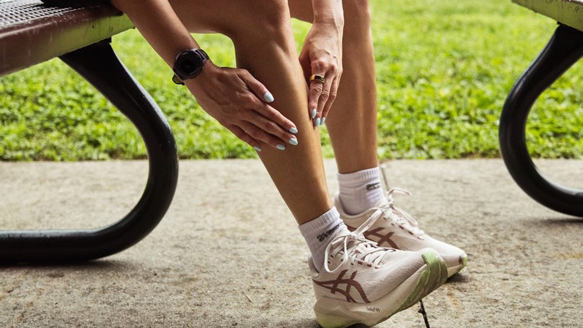 Runner’s Guide Details Shin Splint Symptoms and Recovery Runner’s Guide Details Shin Splint Symptoms and Recovery - shin splints