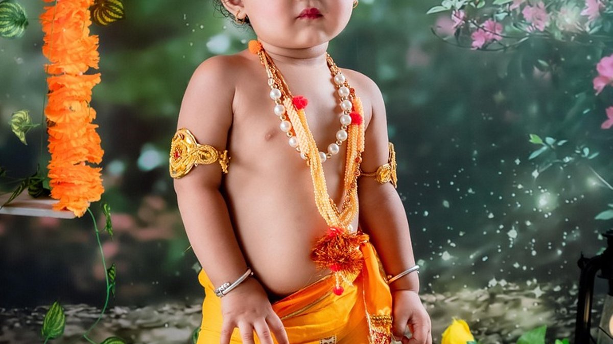 New campaign to fix ULEZ penalty errors Krishna, lord krishna, god, religion, deity, divine, kid, baby, toddler, costume, indian, culture, festival, mythology, lord