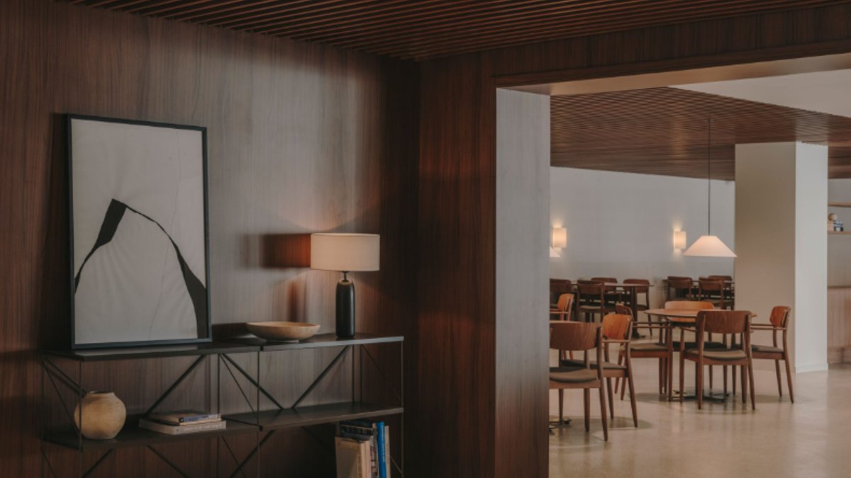 Barcelona senior home designed like a residence - senior home design