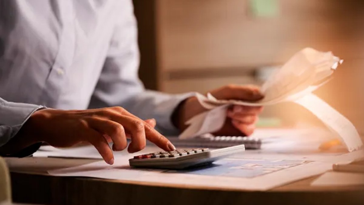 Firms struggle with large vendor payments - vendor payments