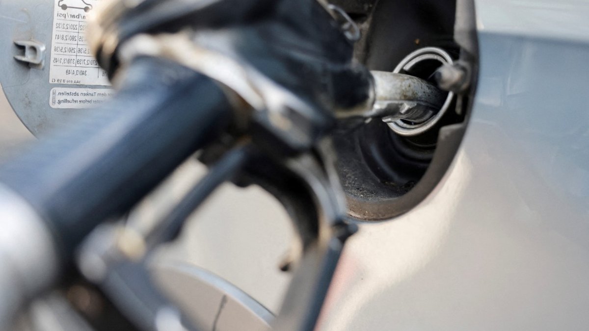 G7 to Release 100 Million Barrels of Oil Reserves - oil reserves