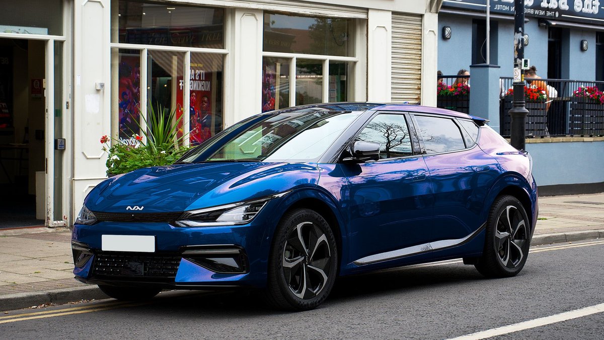 UK car market rises 12% as EVs surge UK car market rises 12% as EVs surge - uk car market