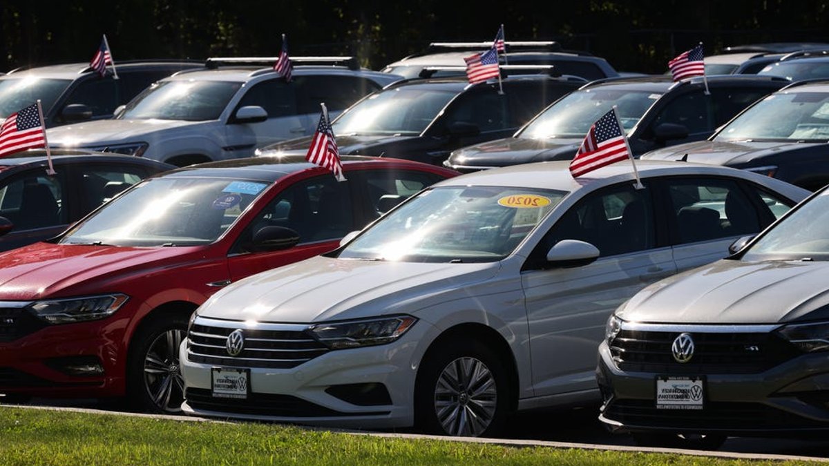US New Car Payments Hit Record High - new car payments