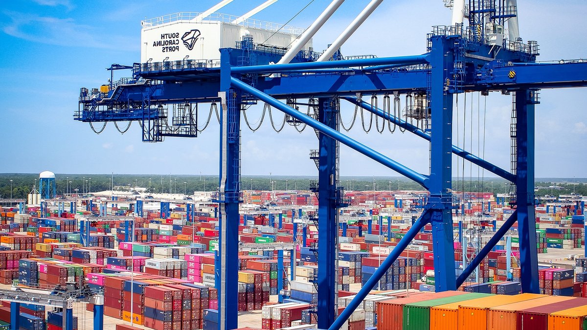 U.S. port imports cool after record peak season - us port imports