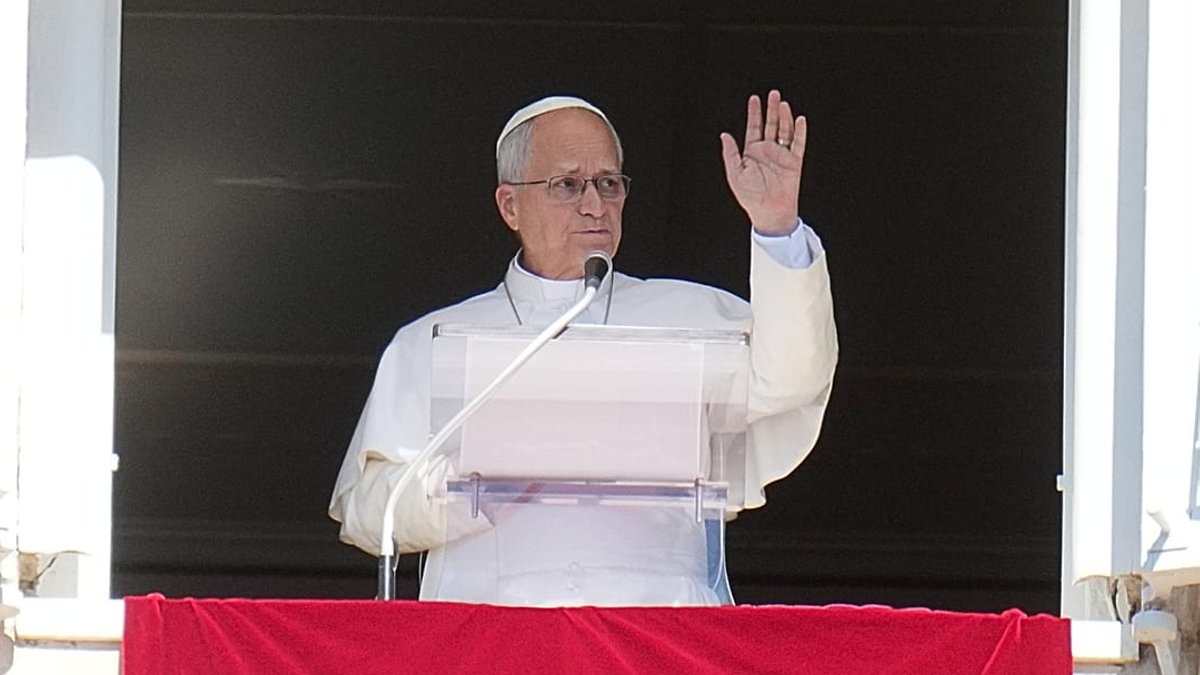 Pope to undergo lung surgery - lung surgery