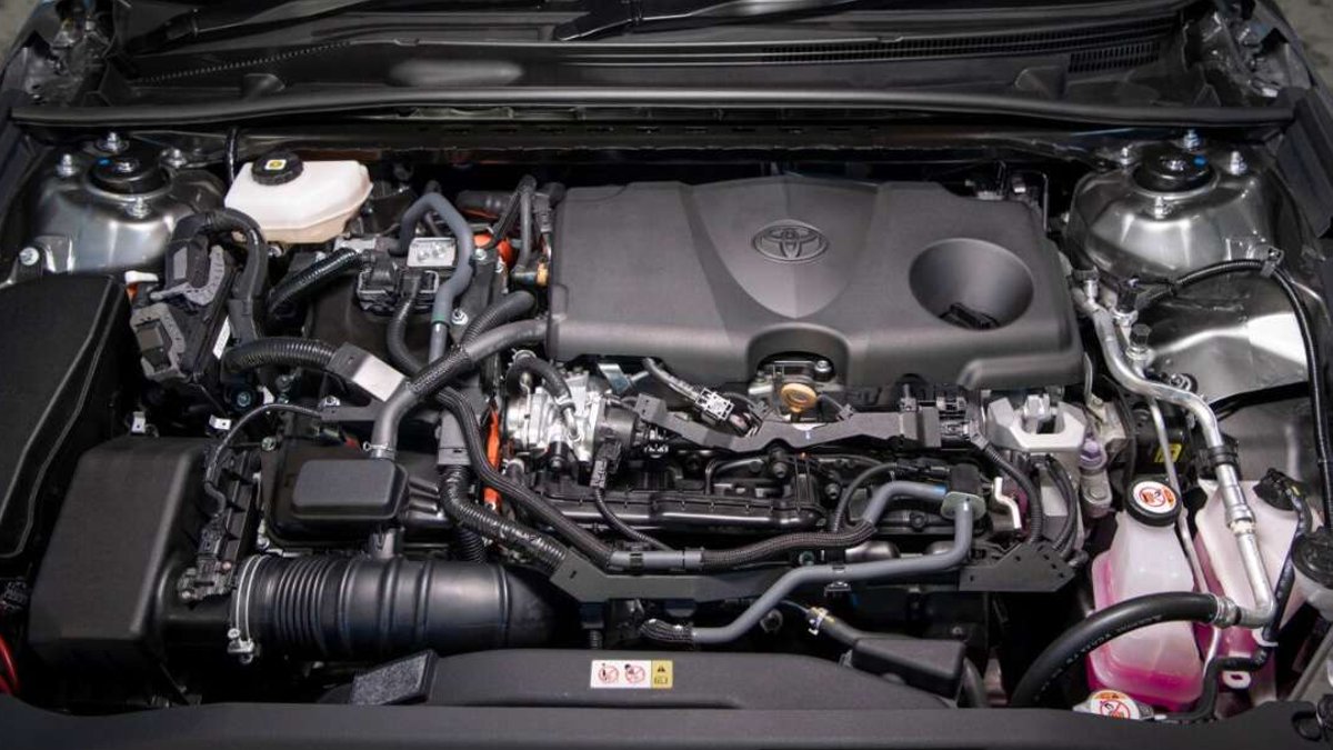 2027 Toyota Camry XSE 2.5 Liter Engine.
