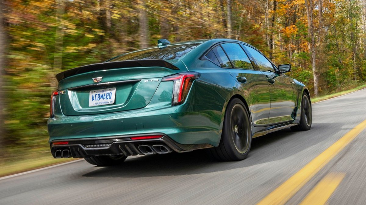 Cadillac Blackwing Wins Top Awards Faces No Rival - cadillac blackwing