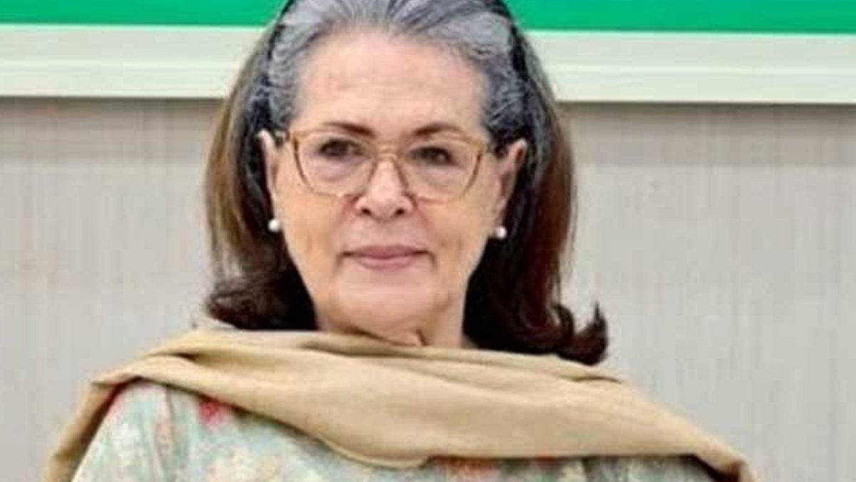 Delhi court orders fresh review of Sonia Gandhi voter roll Delhi court orders fresh review of Sonia Gandhi voter roll - sonia gandhi voter roll
