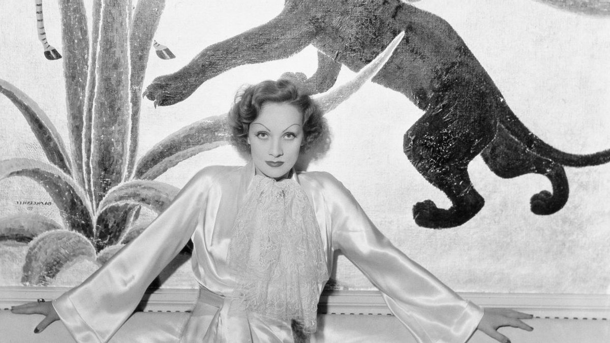 Marlene Dietrich’s fleeting Beverly Hills mansions reveal her glamorous, transient - marlene dietrich mansions