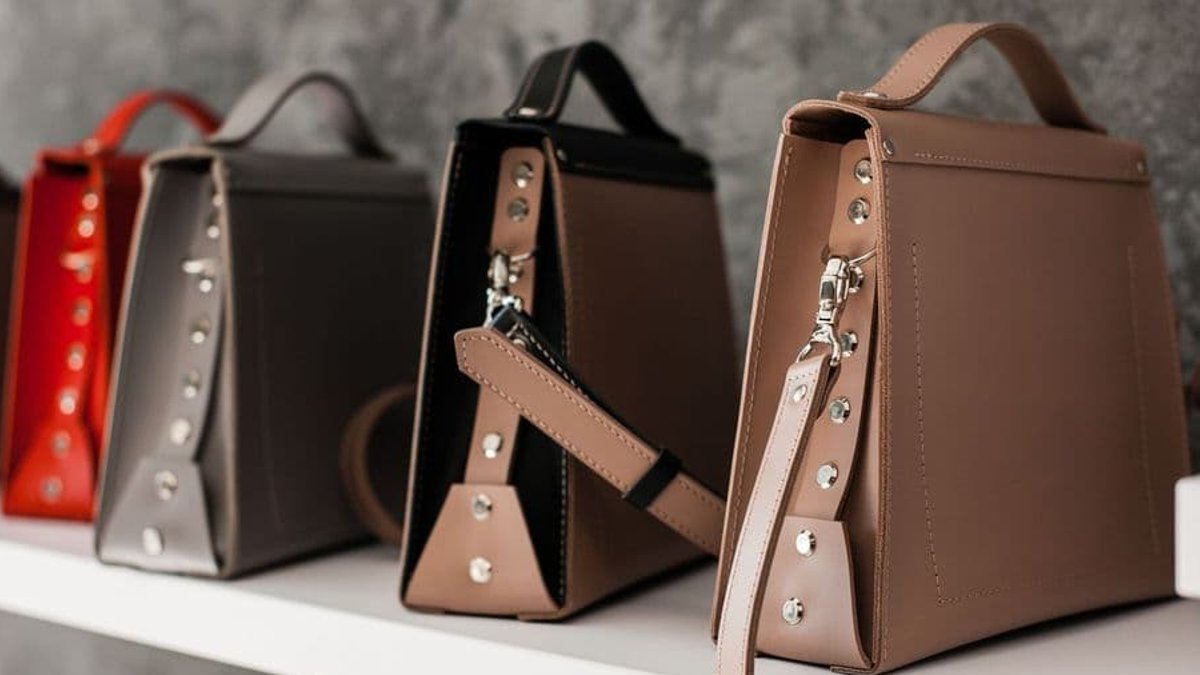 Conversational AI Guides Shoppers to Perfect Handbags