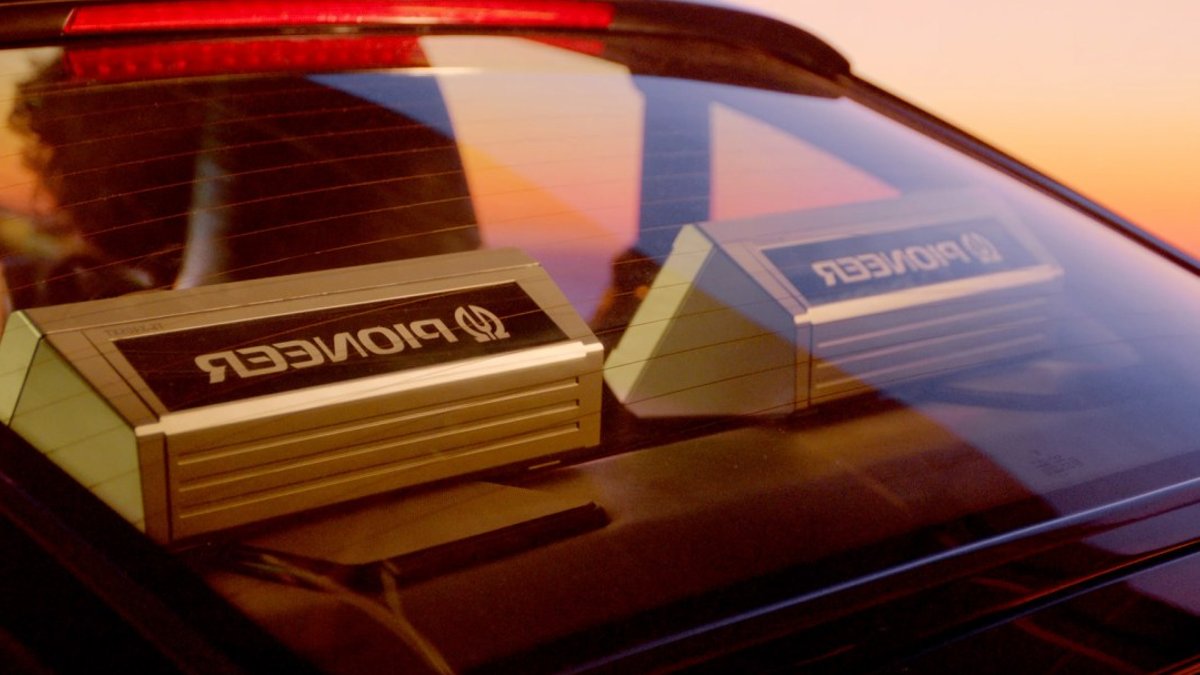 Pioneer Launches New 1980s Style Stereo in the US - new car stereo