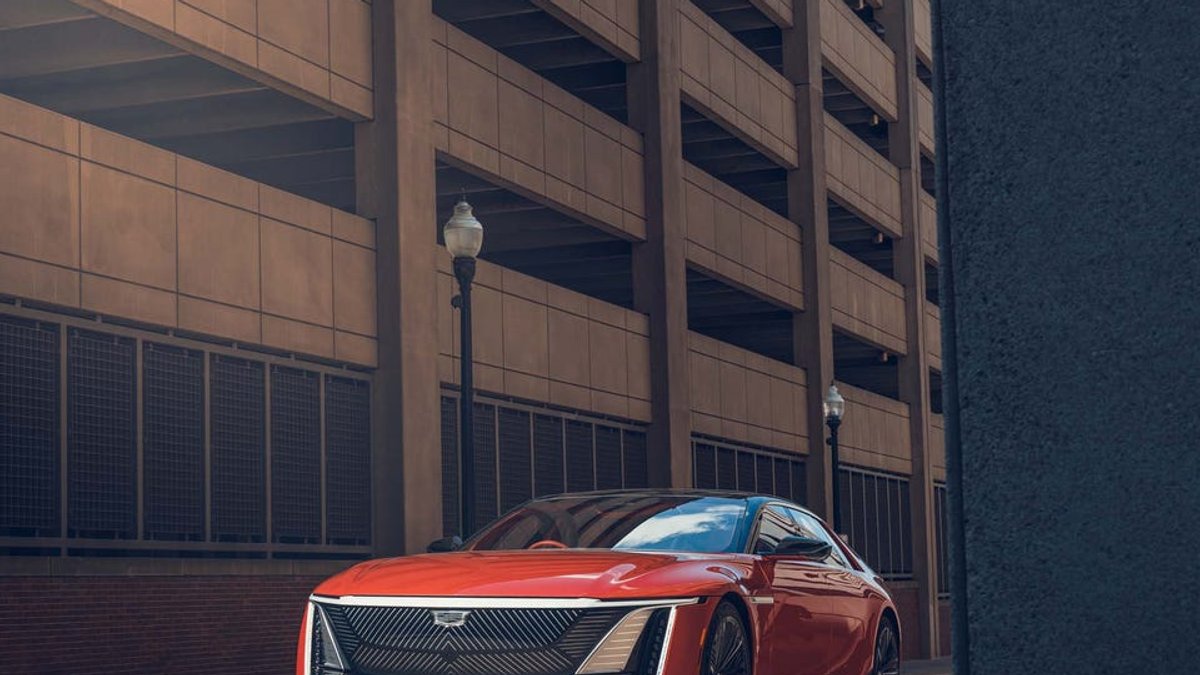 GM shuts Brownstown battery plant, ends hydrogen GM shuts Brownstown battery plant, ends hydrogen - gm battery plant