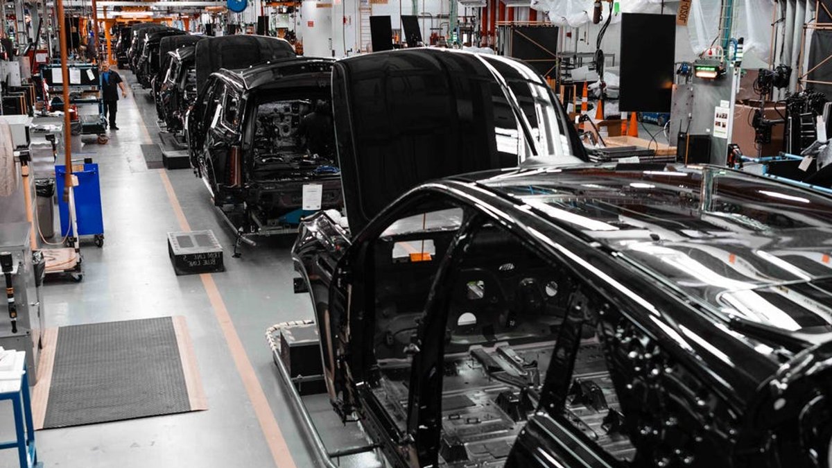 GM Uses AI to Cut Vehicle Development Time - ai vehicle development