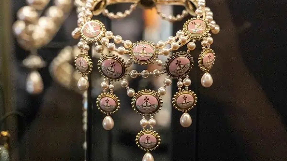 Vivienne Westwood Jewellery Show Opens in Bangkok - vivienne westwood